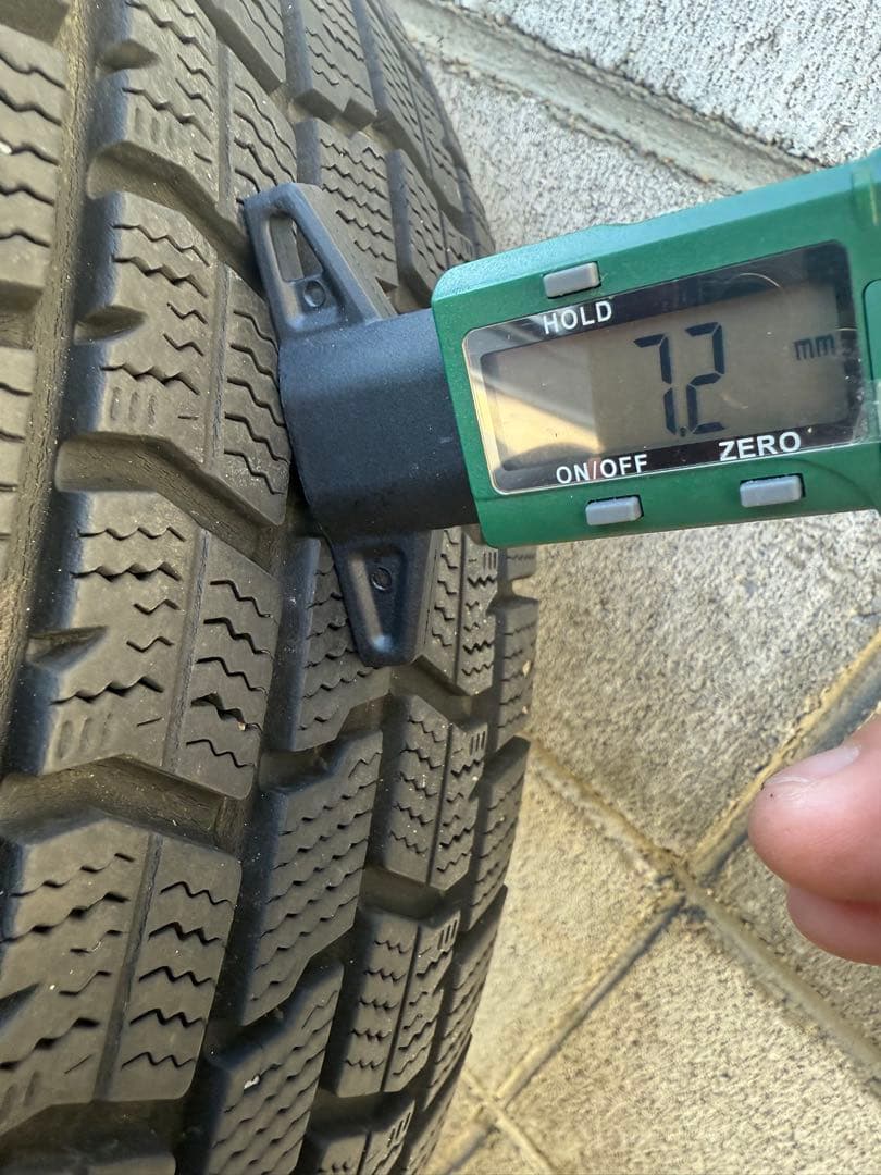 スタッドレス　ガンメタホイールセット195/65-15 グッドイヤー