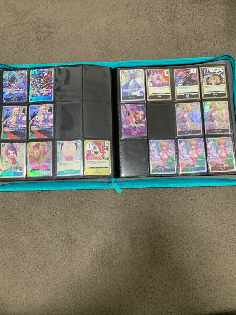 ワンピース カード　ファイル付き引退品