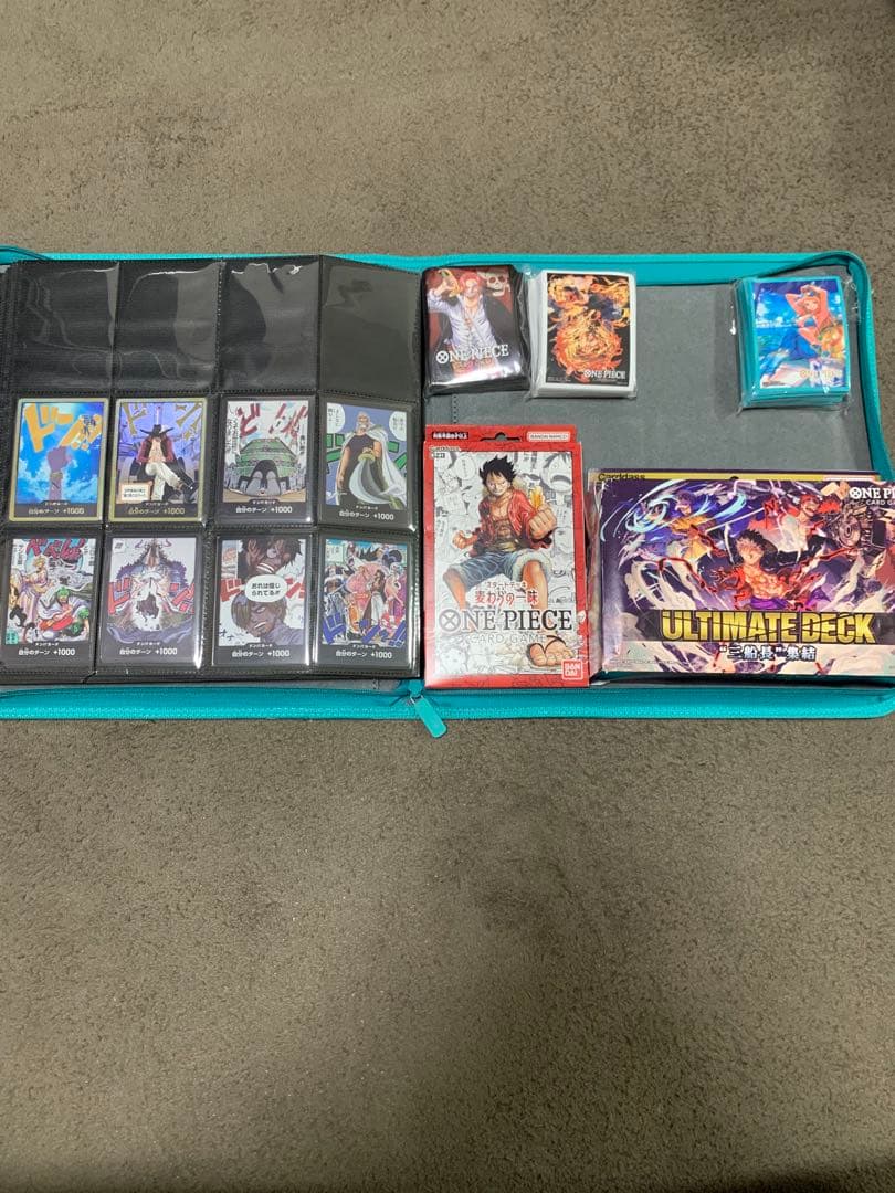ワンピース カード　ファイル付き引退品
