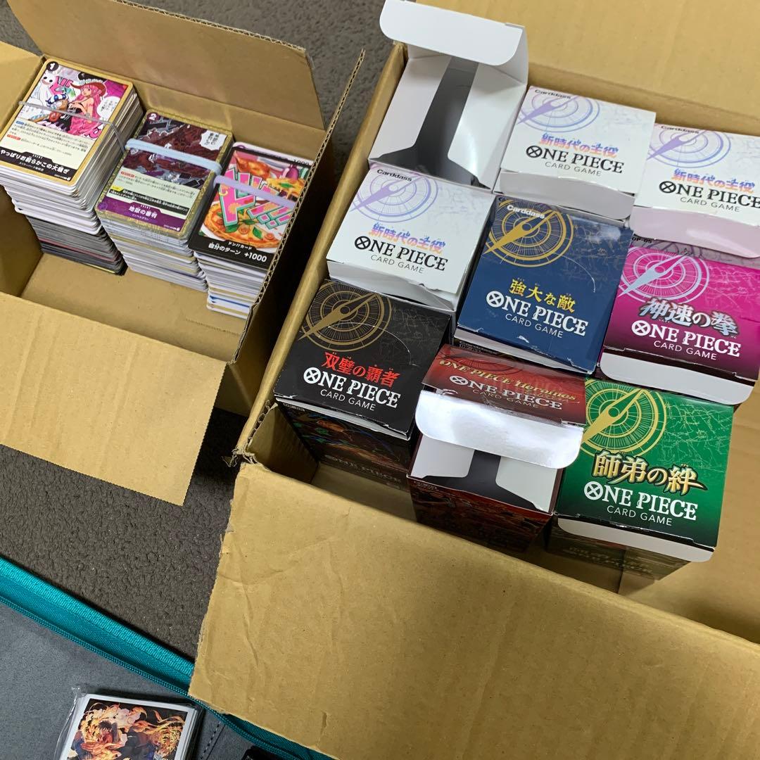 ワンピース カード　ファイル付き引退品