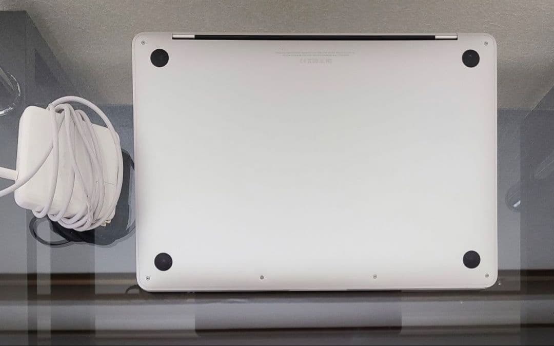 Apple MacBook pro 2017 13インチ 512G