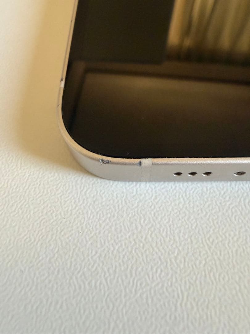 iPhone 13 256GB ホワイト