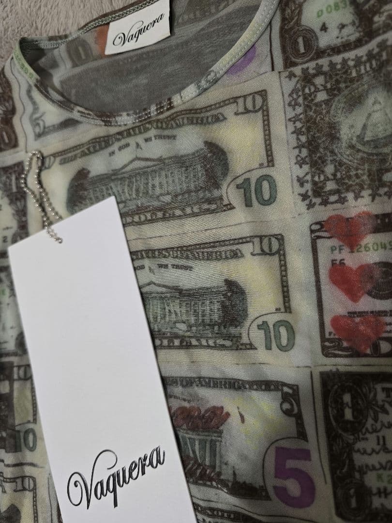 試着のみ！完売品！ VAQUERA ヴァケラ ドルプリントシアートップス 総柄