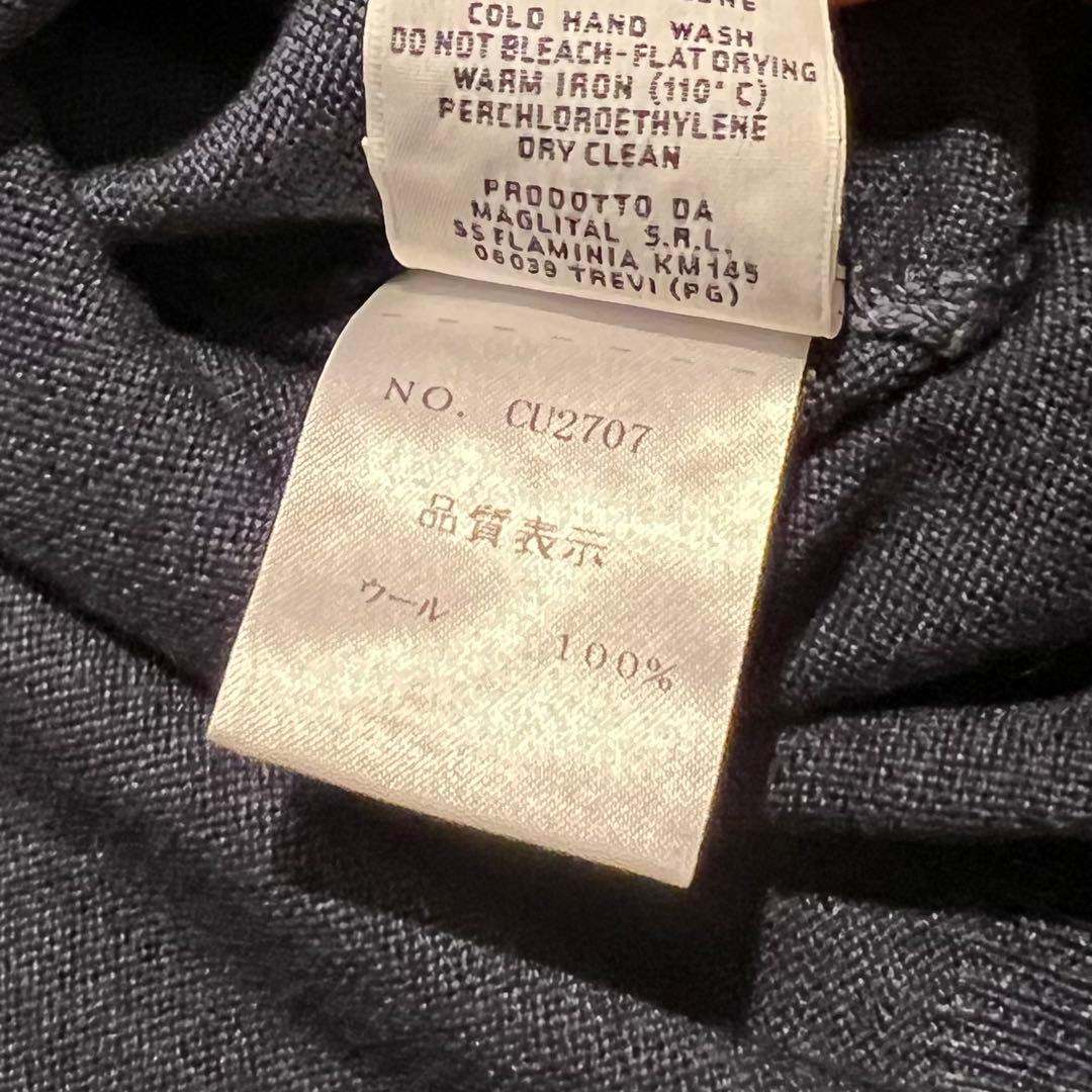 crucianiクルチアーニsize48タートルネックニットNAVY