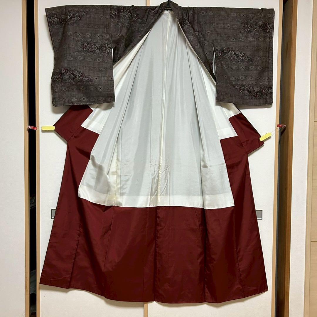 u*8様 モ40 新品　美品　袷　正絹　大島紬　フルセット 証紙付き