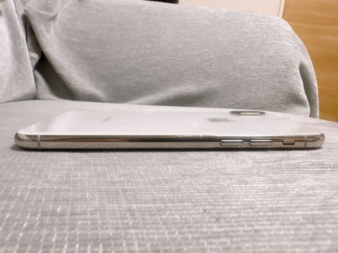 Apple iPhone X ホワイト 本体