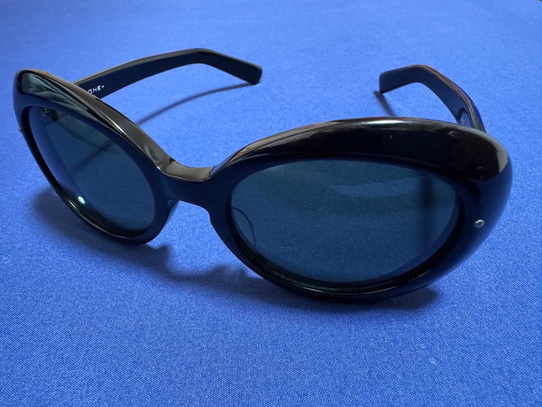 ナンバーナイン サングラス\"ONE\" カート・コバーンモデル