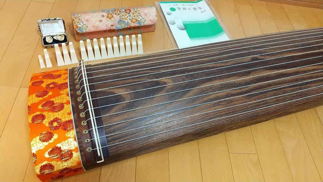 【user_086757c9】金蒔絵入り 高級 和琴 お琴 13弦琴 お筝