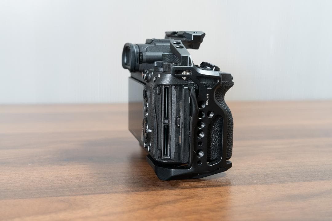 【美品】 SONY α7RM4 ボディ ILCE-7RM4 防湿庫保管