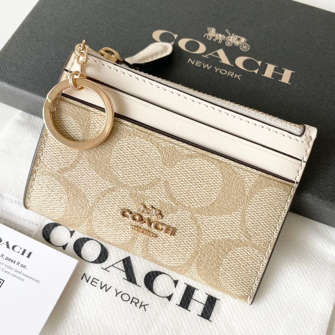【新品】COACH がさばる財布を持ち歩きたくない時に❤︎ カード・ケース