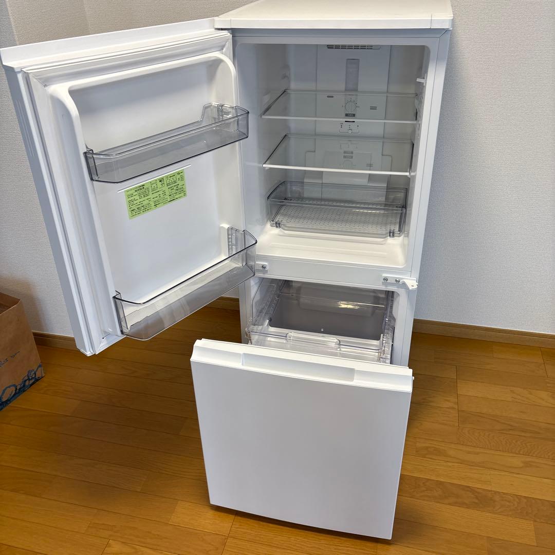 SHARP ドア開閉左右可 冷蔵庫 ホワイト 上下二段式
