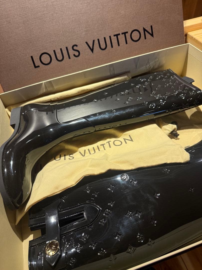 新品❗️ルイ・ヴィトン　長靴 サイズ36