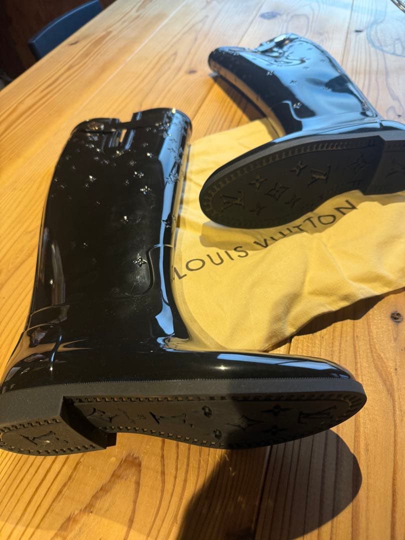 新品❗️ルイ・ヴィトン　長靴 サイズ36