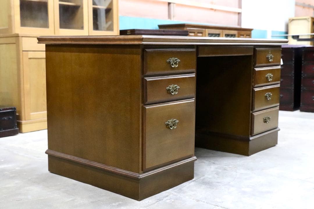 GMIK451○karimoku / カリモク コロニアル 両袖机 書斎机 学習