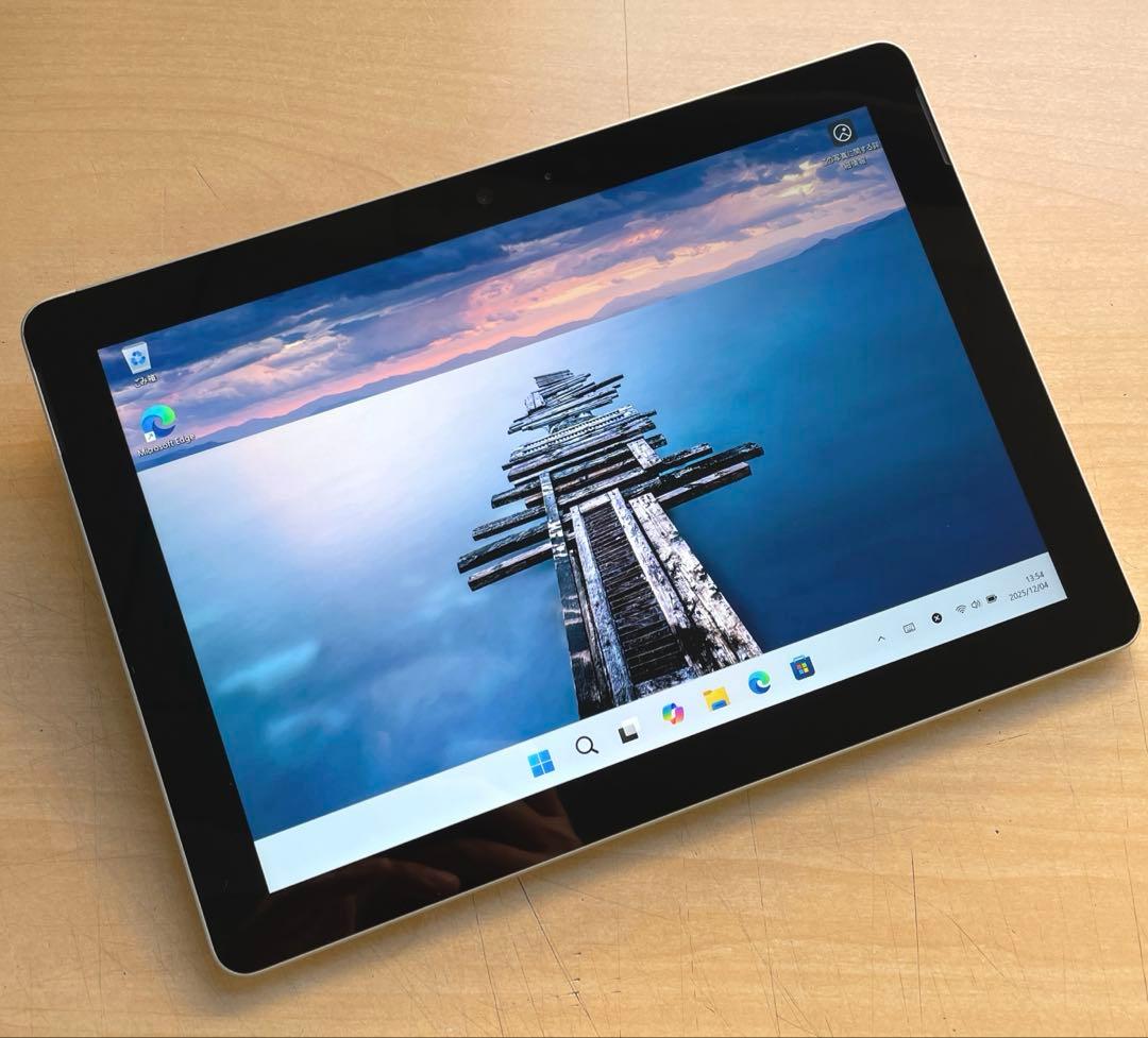 Microsoft Surface Go 128GB Model 1824 美品