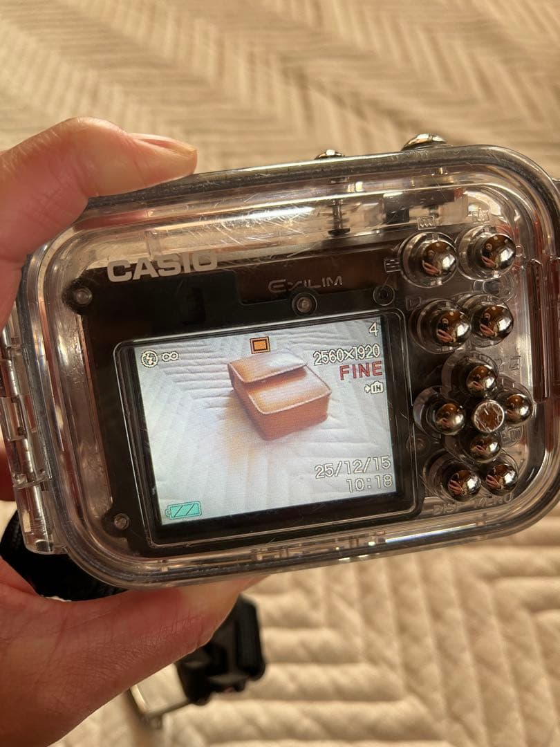 CASIO EXILIM EX-Z55と専用防水ケース