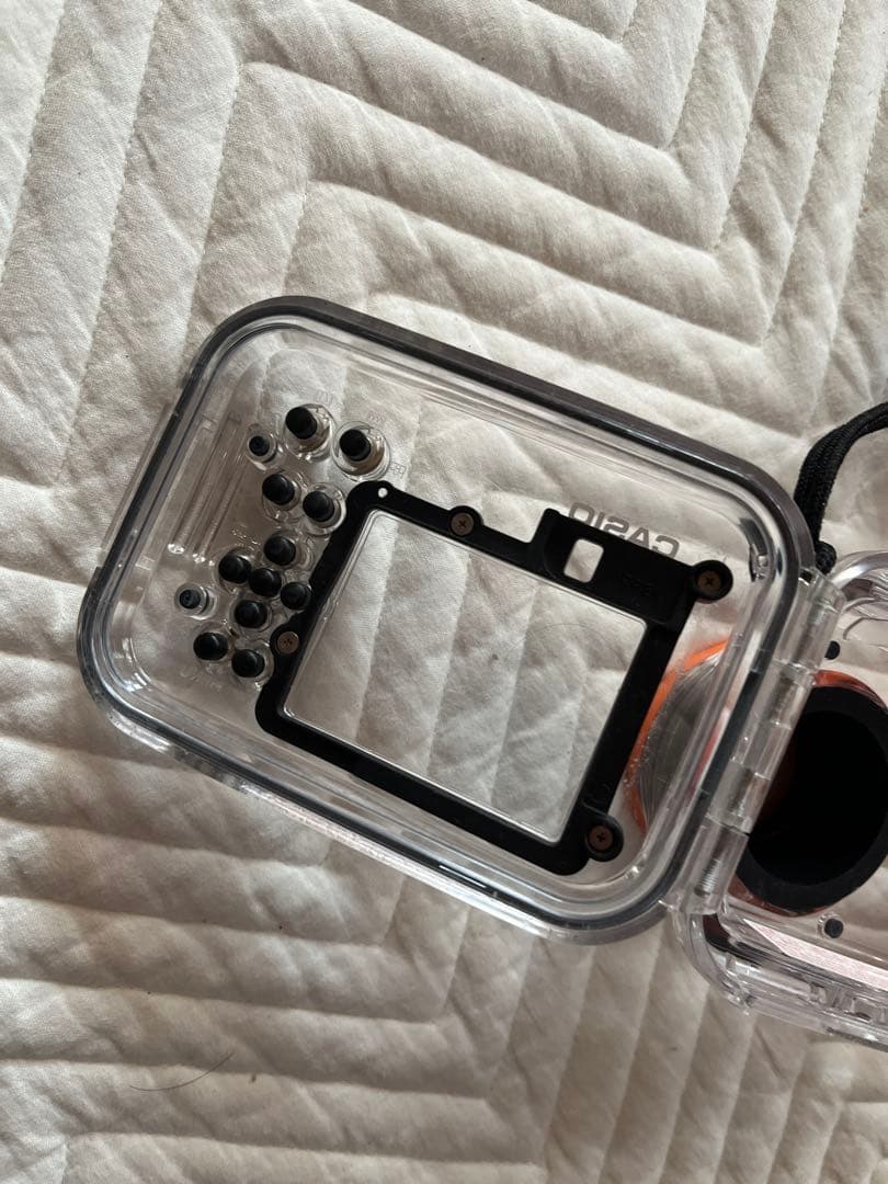 CASIO EXILIM EX-Z55と専用防水ケース