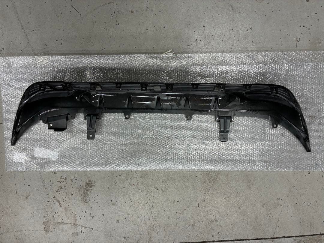 @taty 　50系プリウス前期　リヤバンパー　ロアカバー