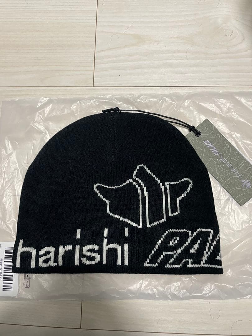 palace黒 ロゴ入り ニット帽