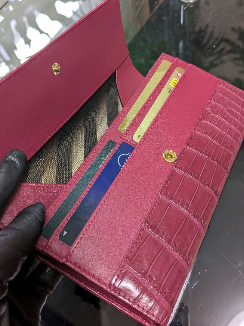 ♦️新品未使用品♦️Sanpo三宝コッコクリスターロ ♦️クロコ長財布
