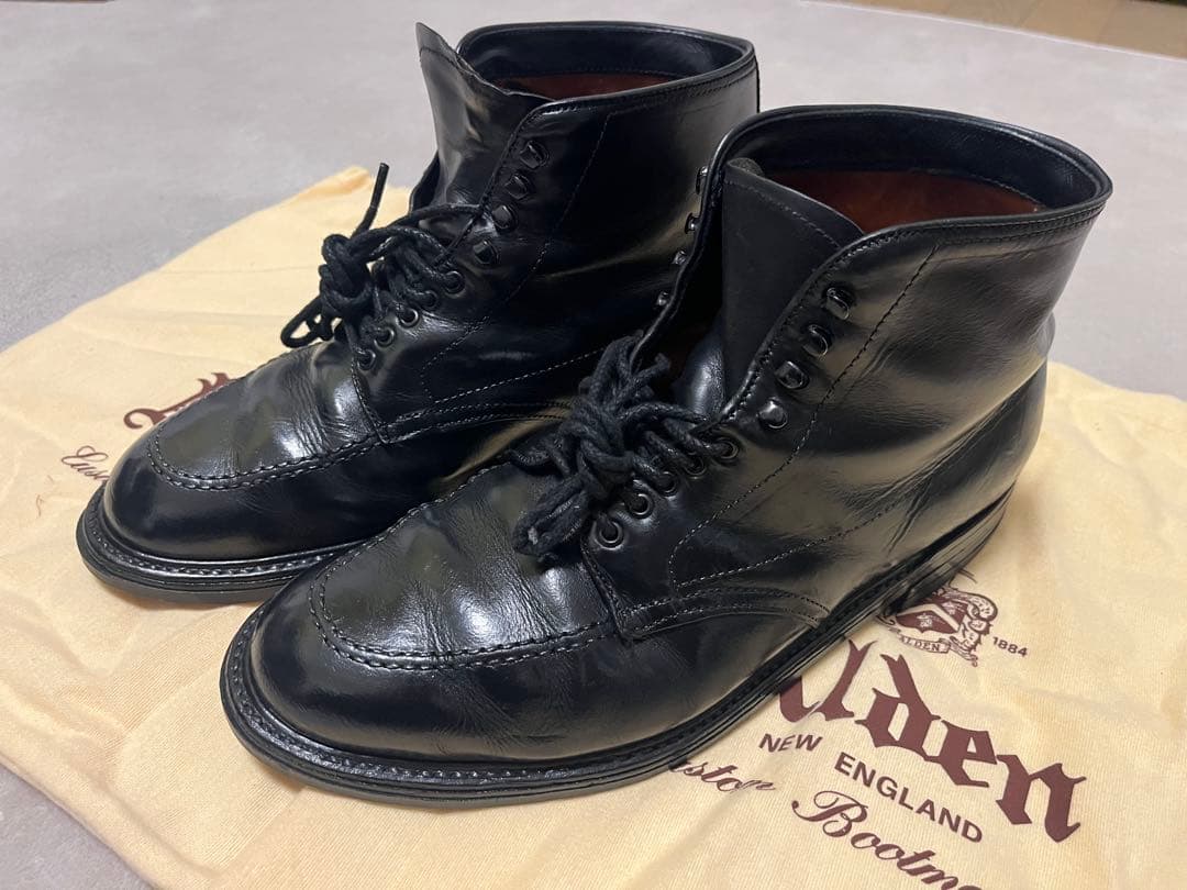 オールデン インディーブーツ Black CHRMXL Leather 401