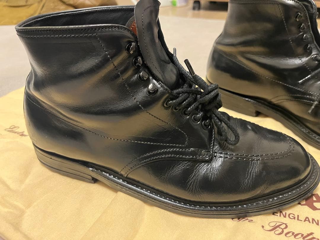 オールデン インディーブーツ Black CHRMXL Leather 401