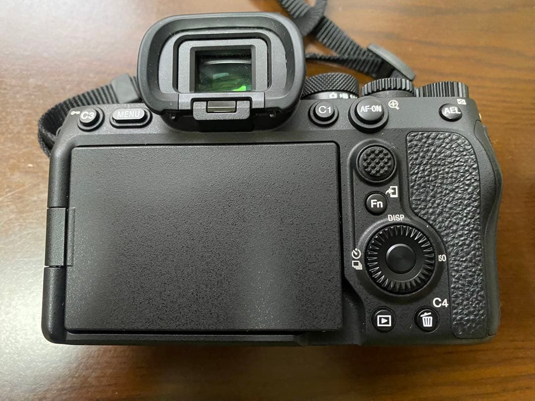 【極美品】SONY α7 Ⅳ　ミラーレス一眼カメラ