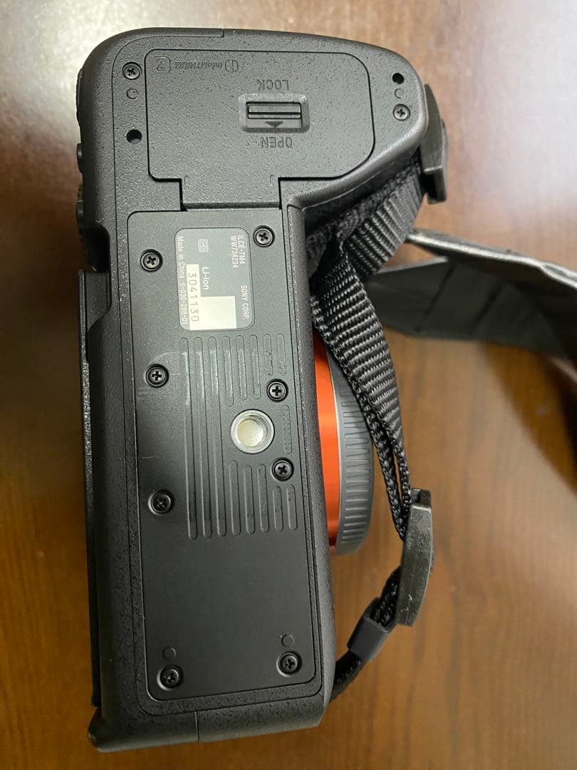 【極美品】SONY α7 Ⅳ　ミラーレス一眼カメラ