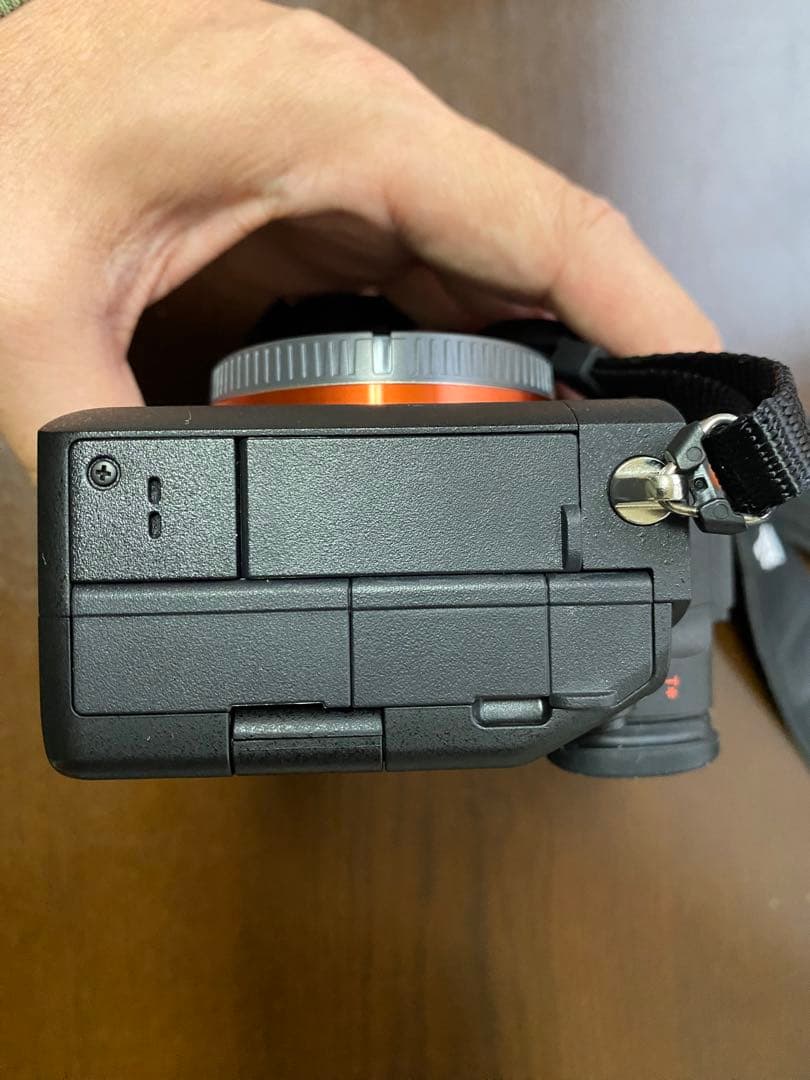 【極美品】SONY α7 Ⅳ　ミラーレス一眼カメラ