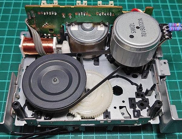 【オーバーホール品】TEAC カセットデッキ「V-1050」再生・録音動作OK★