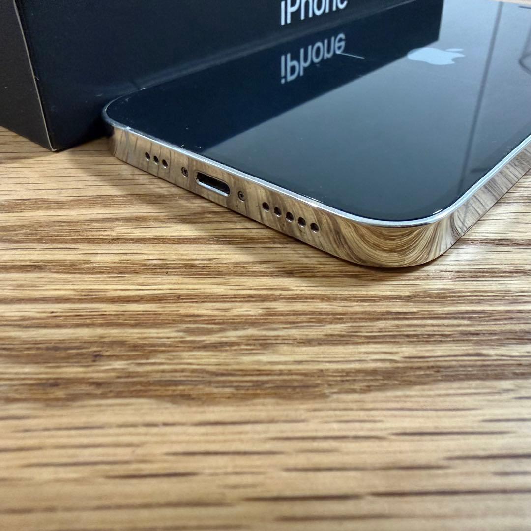 Apple iPhone 12proシルバー 本体