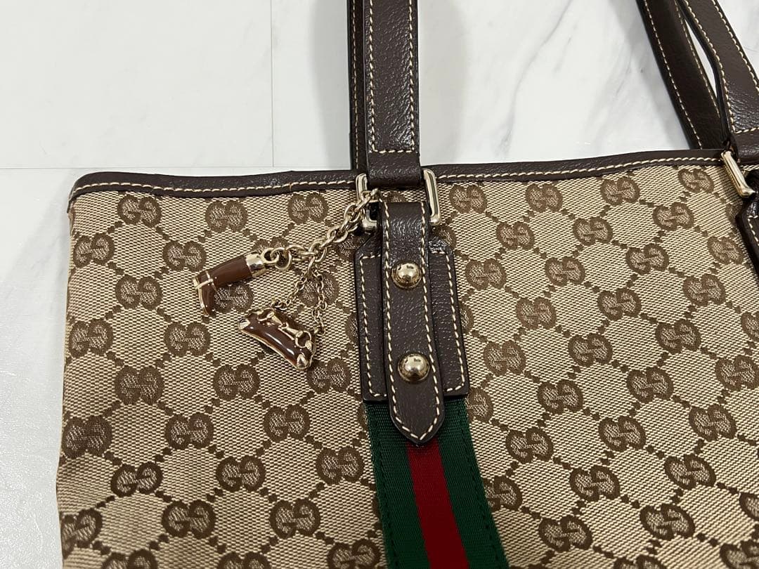 GUCCI グッチ トートバッグ GGキャンバス ブラウン チャーム付　美品
