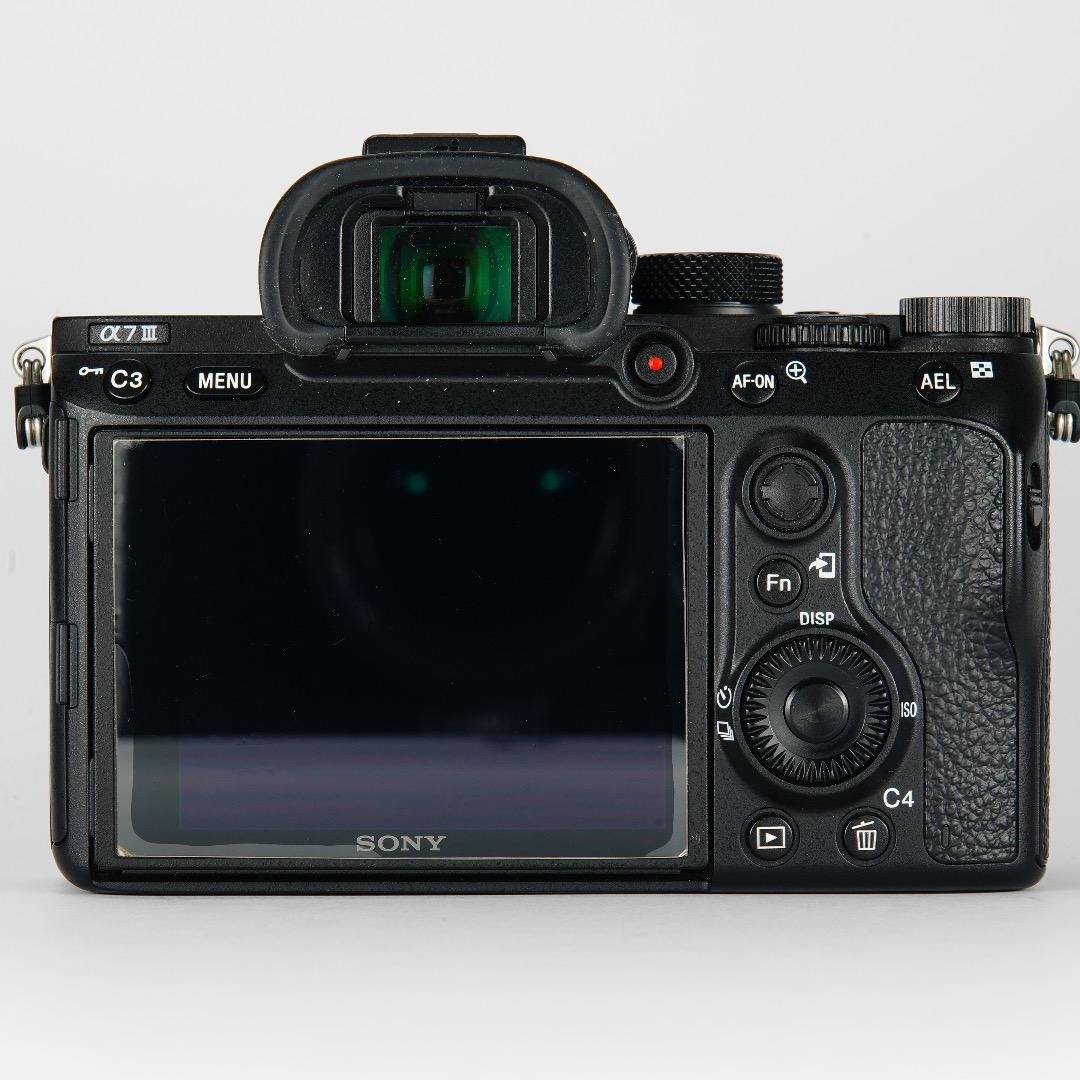 【完全セット】SONY α7III美品！11,056回/20万 すぐ撮影可能