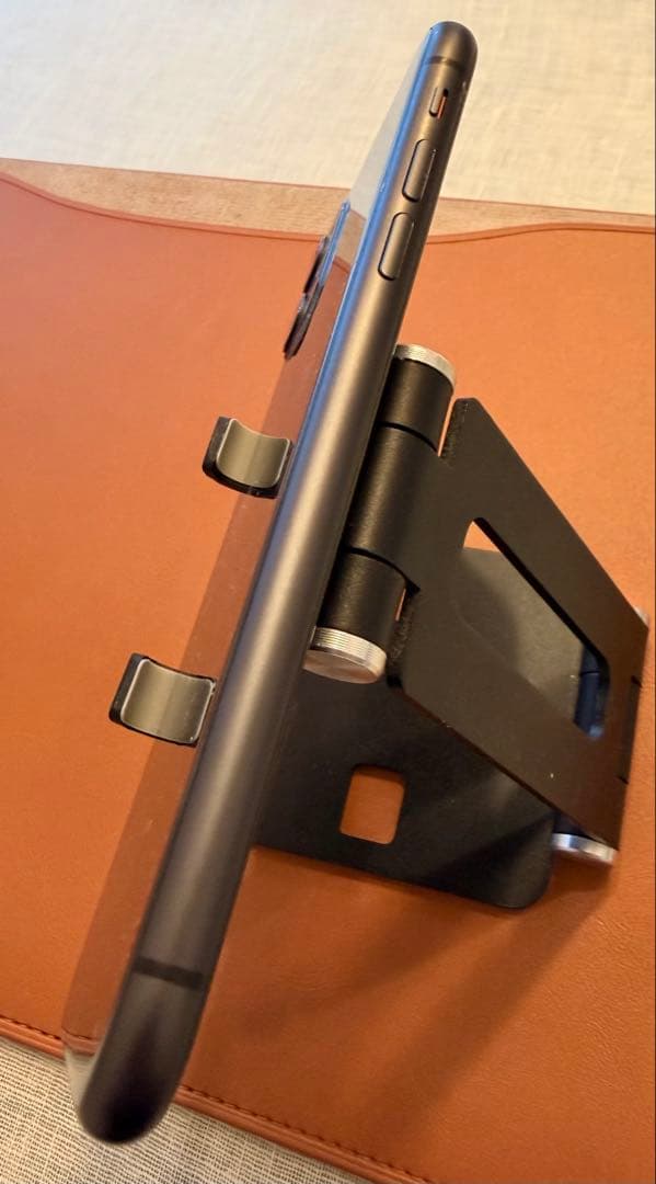 Apple iPhone 11 ブラック 6.1インチ