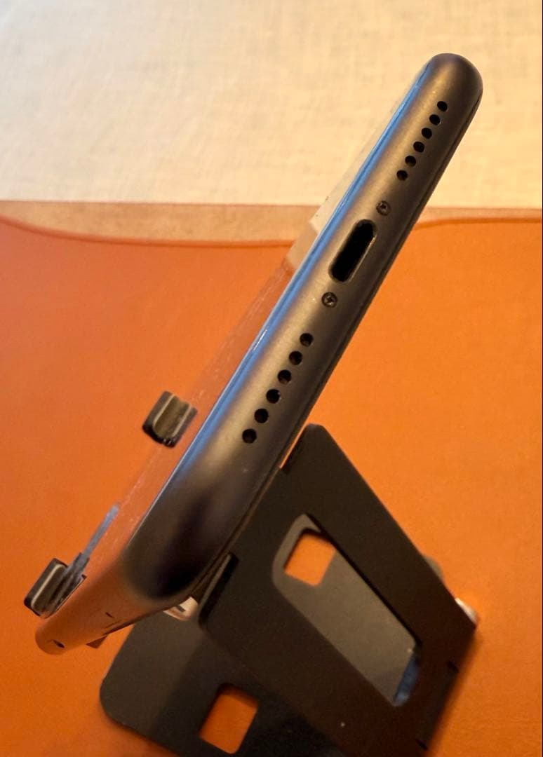 Apple iPhone 11 ブラック 6.1インチ