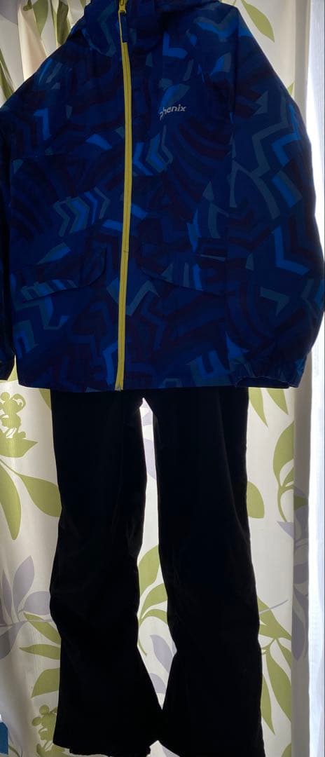 phenix スキーウェアセット (ジャケット・パンツ)・グローブ