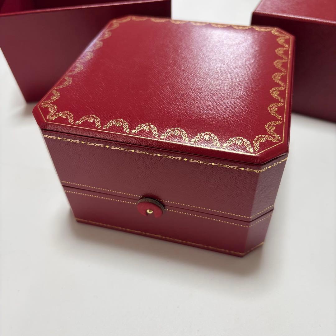 美品　カルティエ　腕時計　ブレスレット　ケース　空箱　アクセサリー入れ　現行品