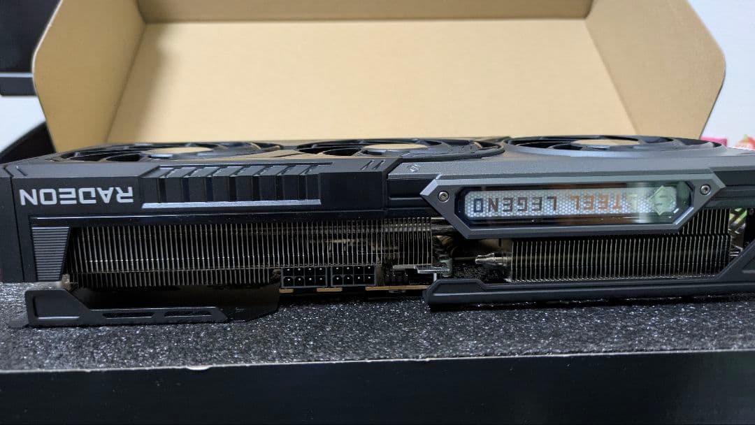 RX 9070 XT Steel Legend Dark 16GB　【美品】