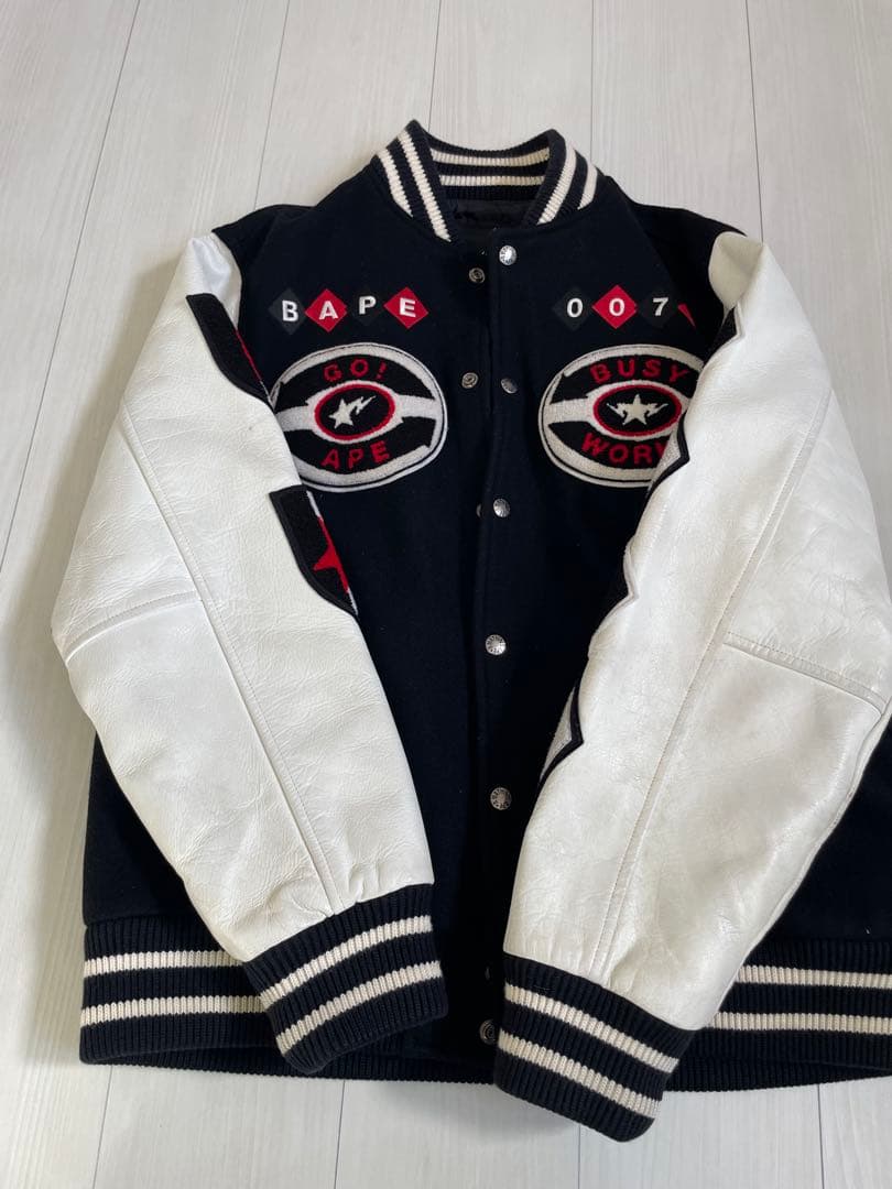 A BATHING APE スタジャン サイズL ナンバリングあり