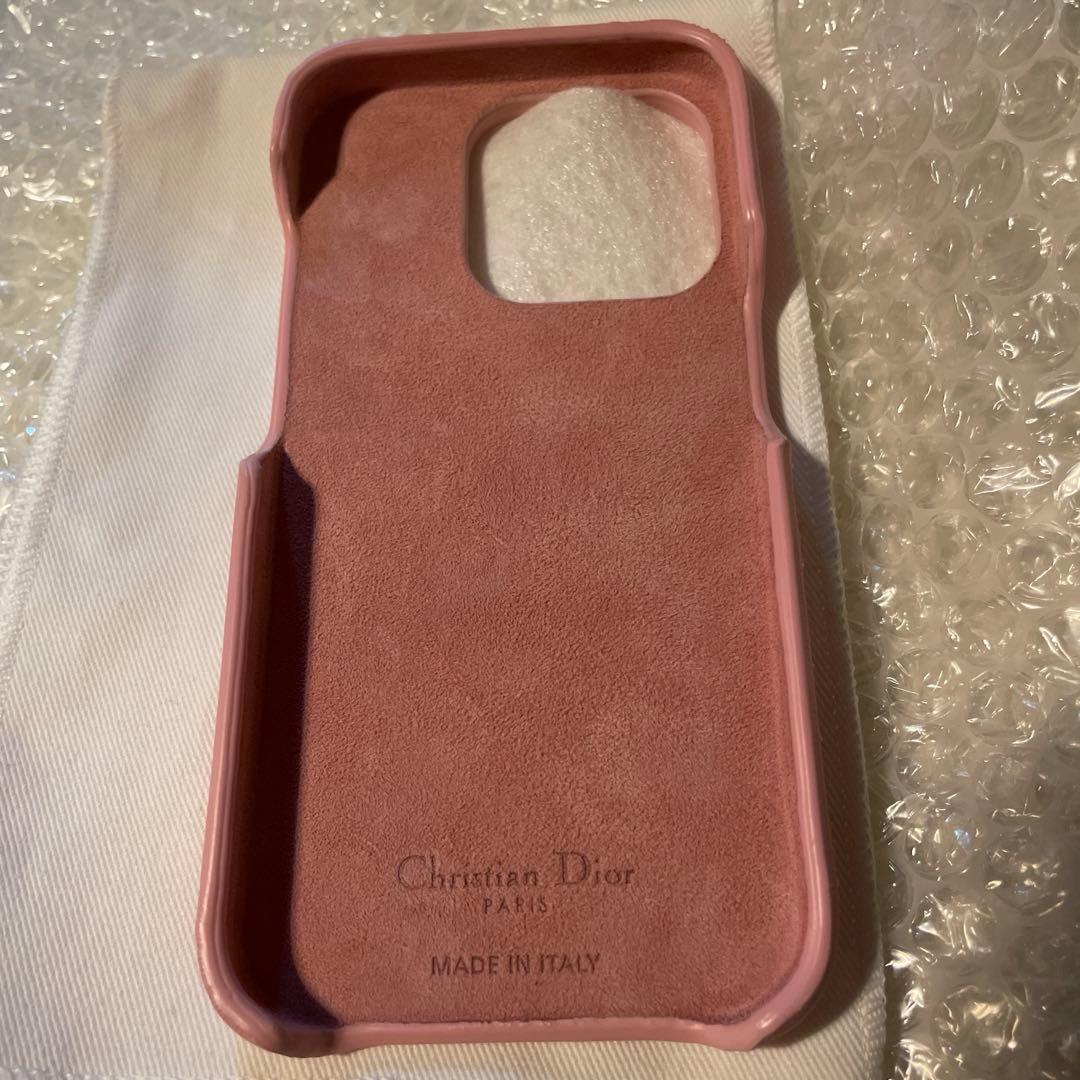DIOR ディオール　ハート　キルティング　iPhone15pro ケース