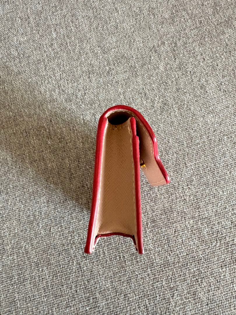 【ほぼ新品】MARNI マルニ　レザーカードケース・名刺入れ　ピンク