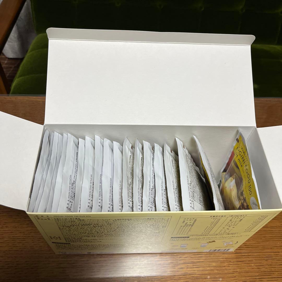 LAVAヨギーニフード100 フルーツミックス 19袋& ハッカンスティック１本