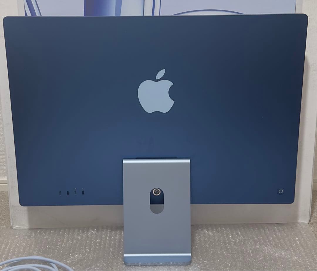 美品iMac 2023 24インチ M3チップ 24GBメモリ 1TBSSD