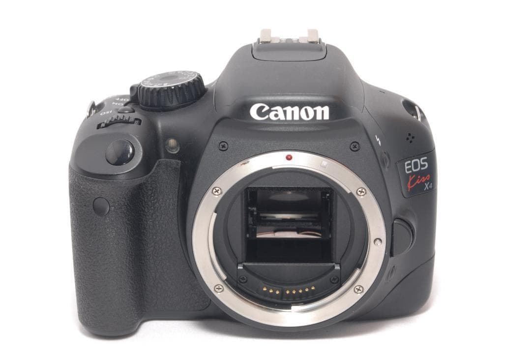 ⭐️届いてすぐ使える⭐️Canon Kiss X4 キャノン　デジタル一眼