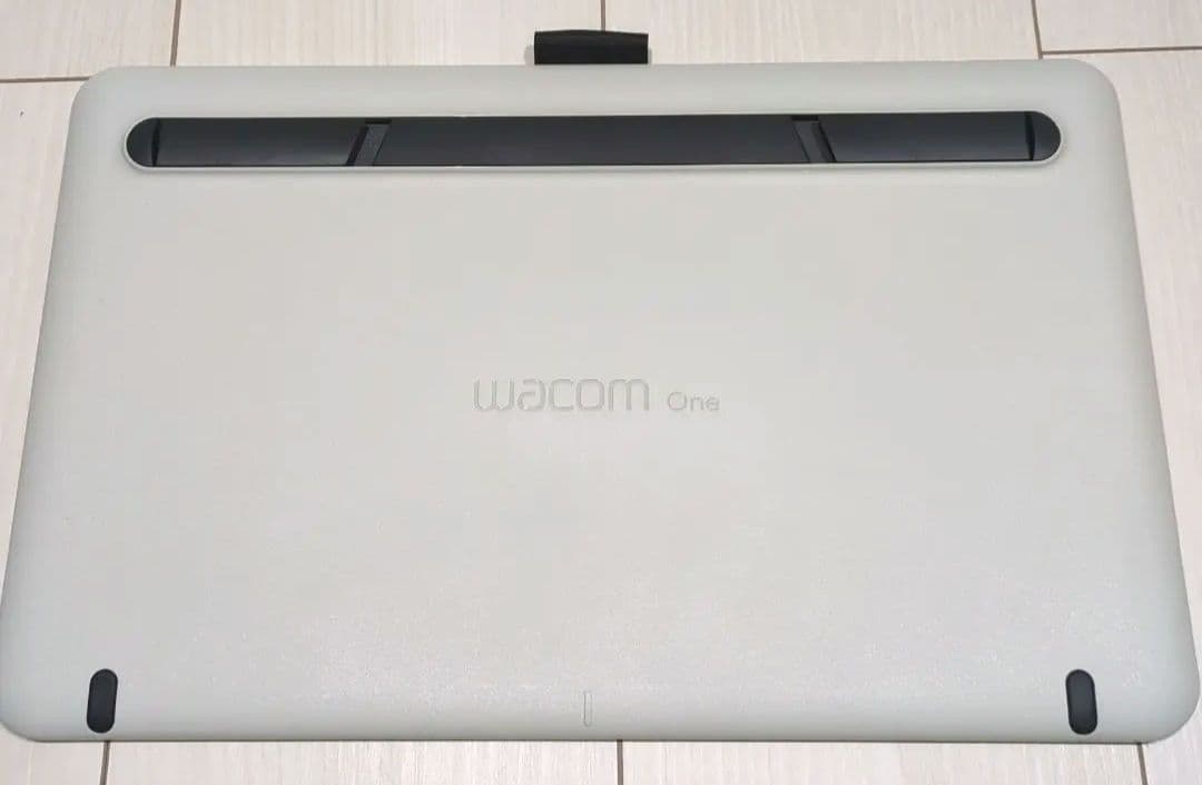 Wacom 13.3インチ 液タブOne 液晶ペンタブレット 13