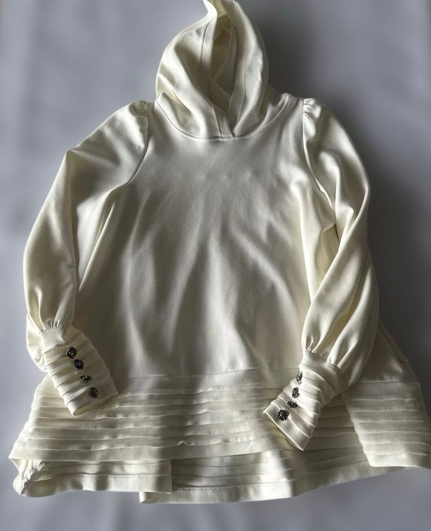 Vaqutaux フライトジャージフードカットソー