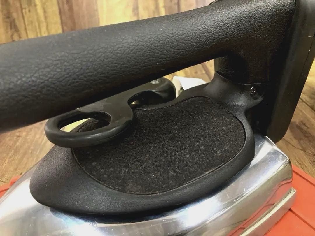 ★美品★メンテ,除菌洗浄済★ナオモト　アイロン　CDL-620 電気蒸気式　A