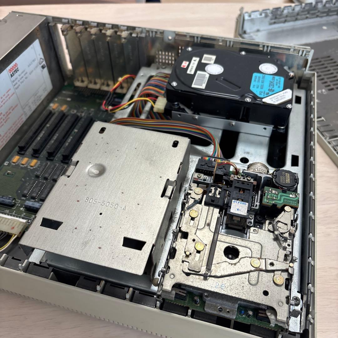 s*o様 Apple Macintosh II 現状渡し品です②￼