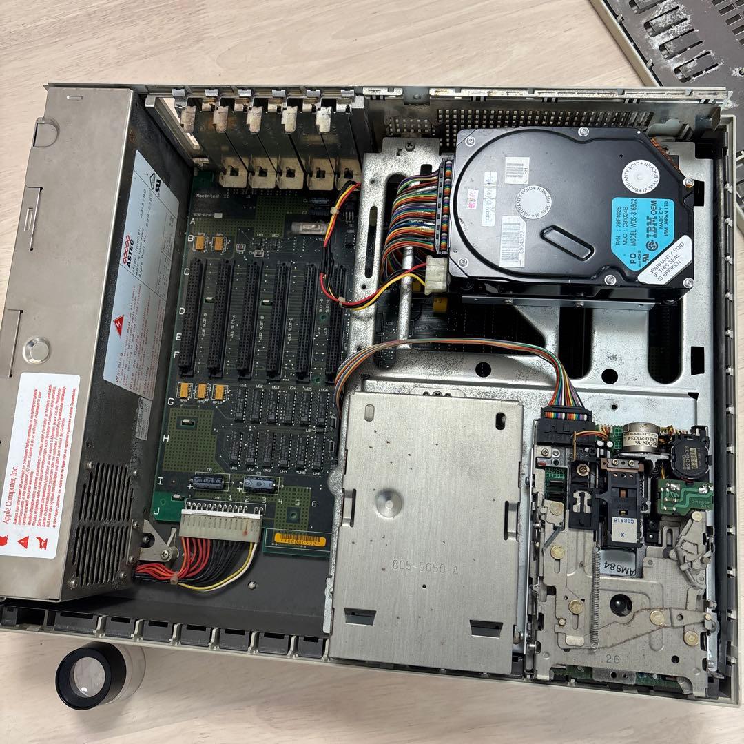 s*o様 Apple Macintosh II 現状渡し品です②￼