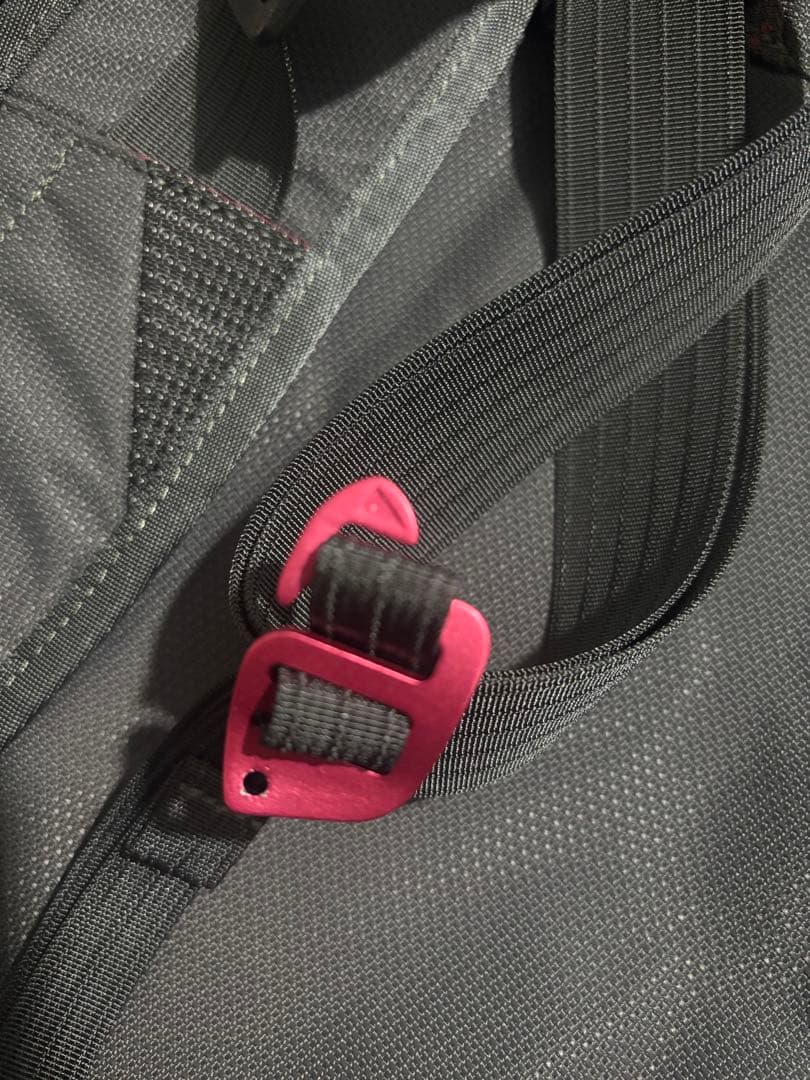 アクセサリー KLATTERMUSEN gaut messenger